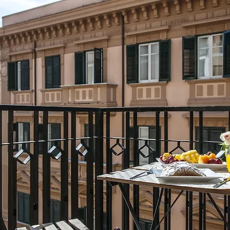 ドゥエ パッシ 4* パレルモ